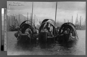 Boats in the harbor, Fuzhou, Fujian, China, ca. 1910