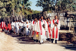 Antsiranana Synod annual meeting, 09/29/1999. The procession of priests and shepherds