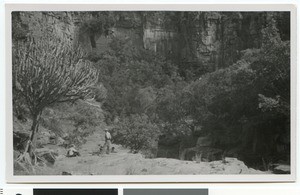 Two Europeans in the gorge of Mahanaim, South Africa