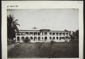 Imperial hospital in Duala (Cameroon)