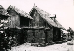 Huts and tomb of Nobles from Imerina, in Antsahadinta, Madagascar