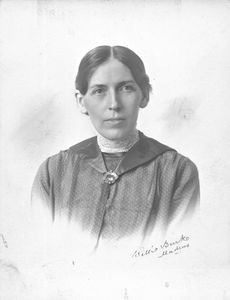 Missionary Johanne Heiberg, born Lindeburg. Language studies Madras 1906-1907. Dayastalam orpha