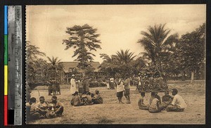 Children playing outside, Lemfu, Congo, ca.1920-1940