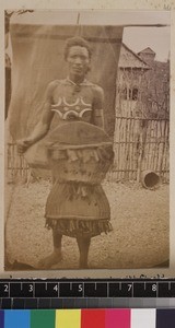 Portrait of chief in ceremonial dress, Port Moresby, Papua New Guinea, ca. 1890