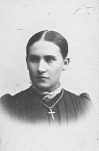 Missionary Rosalie Larsen née Leidersdorf married to Anders Larsen. Travelled to India 1891. Di