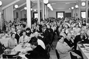 Landsstævne 1970 i Nyborg. Udsnit af forsamlingen