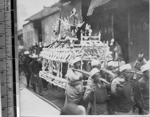 Coffin going to grave, Sichuan, China, ca.1915-1925