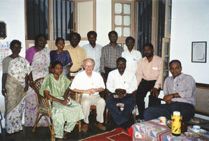 Tiruvannamalai, Tamil Nadu, Sydindien, november 2001. Ungdomsledere med Jørgen Nørgaard Pedersen, Danmission. (Delegation på besøg i Danmark, juli 2001)