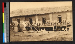 Cigar makers, Rwanda, ca.1920-1940