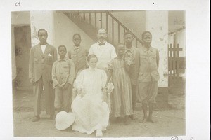 The wesleyan mission couple Rieker, with the children living in their household