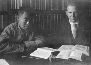 Alfred Hansen at a language lesson. 1926