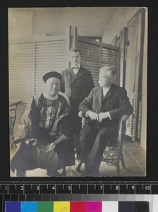 Zhangpu Mandarin and missionaries, China, ca. 1904-1914