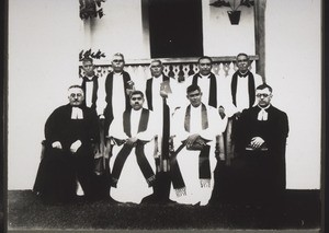 Ordination der beiden Evangelisten M. Bethel & N. Joseph zu Pfarrern in Cannanore, Malabar am 2. Oktober 1932