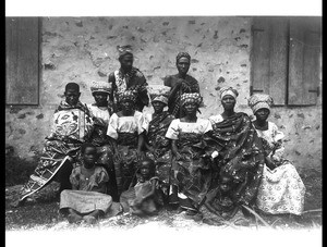 "Group of natives in the courtyard of the sanatorium"