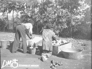 African boys washing laundry, Pretoria, South Africa, ca. 1896-1911