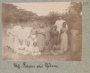 Missionary Raum with schoolchildren