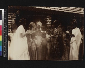 Students and teachers, Jammalamadugu Girls' School, Andhra Pradesh, India, ca. 1908-1912