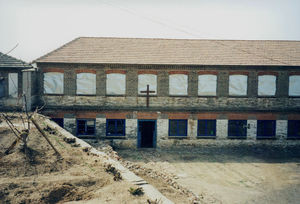 Ellen Nielsen's compound in Takushan (Gushan), 2002, The congregation met in the depicted build