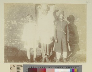 Three indigenous men, Purulyia, West Bengal, ca.1900