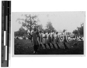Rounddance in Tabase, South Africa East, 1930