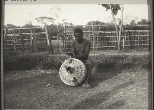 Korbflechten in Kamerun