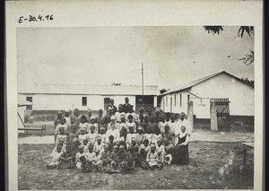 Girls' school in Bonaku