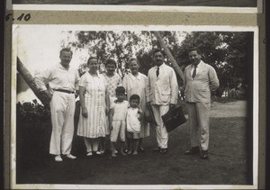 Miss. Braun, Frau Schmid, Frau Braun, Geschw. Epple, Miss.Schmid. 1932