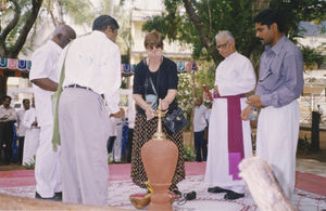 Tiruvannamalai, Tamil Nadu, South India. Dedication of the Dialogue Centre Quo Vadis, 2003. Lig