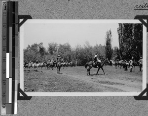 Beginning of holidays in Mvenyane, South Africa East, 1933-12-06