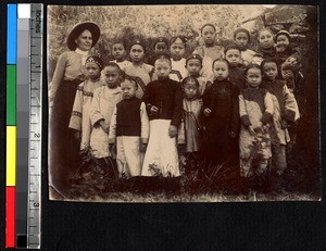 Girls' school students, Sichuan, China, ca.1905-1907