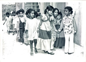 Børnehaven i Muscat, 1978. Børnene begynder som 5-årige i børnehavenKindergarten in Muscat, 1978. The children start kindergarten at the age of 5