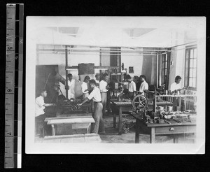 Physics workshop at Fukien Christian University, Fuzhou, Fujian, China, ca.1938