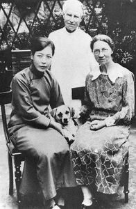 Chiang Pao Chen, Ellen Nielsen og Astrid Poulsen, 1938. Danmission Photo Archive