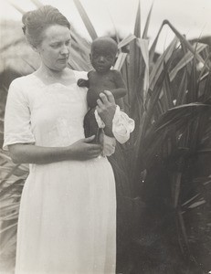 Emily Godfrey and Miriam, Nigeria, 1923
