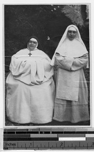 Sr. Marie Therese with Trappistine Mother Superior, Hokkaido, Japan, ca. 1910-1930