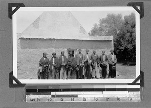 Group of men and women, Wittekleibosch, South Africa, 1934