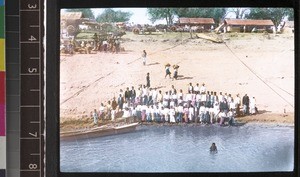 Riverside scene at Pakokku, Myanmar, s.d