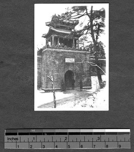 George Barbour and students at the gate to the Summer Palace, Beijing, China, ca.1930