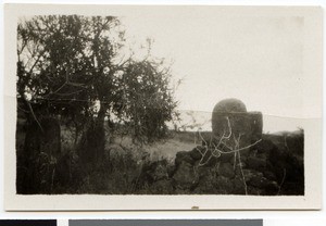 Arsi graves behind Lake Ziway