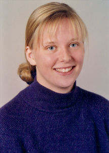 Marie Louise Christensen. GEÅ/Giv et år-volontør i DMS/Danmissions "Mødestedet"- Kirkens arbejde blandt indvandrere og flygtninge, København, 1995-96