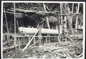 Holzsäger an der Arbeit