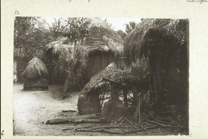 Fetish for protection (a mud statue) at the entrance of the village