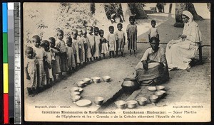 Children about to eat, Kumbakonam, India, ca.1920-1940