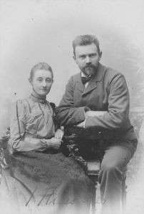 Doctor John Johansen (1873-1943) and his wife Ellen Johansen. Dispatched by Danish Santalmissio