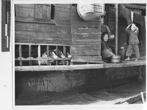 Living on a boat at Jiangmen, China, 1948