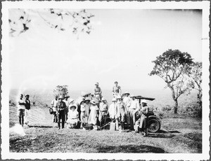 Travel party to a mission conference in Machame, Tanzania, ca.1927-1938