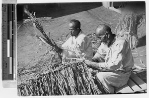 Retired farmers making chicken coops, Kosai, Korea, May 1940