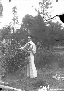 European woman, Pretoria, South Africa, ca. 1896-1911