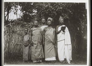 Four christian women and a daughter in Fumban