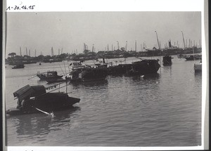 Hafen von Hongkong mit Booten